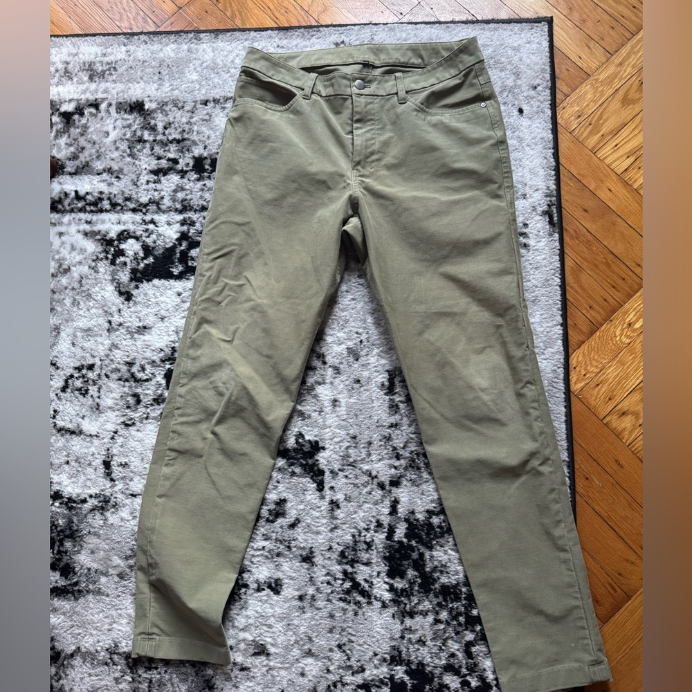 ABC Slim-Fit 5 Pocket Pant 32L
Utilitech - Green (30 Waist )